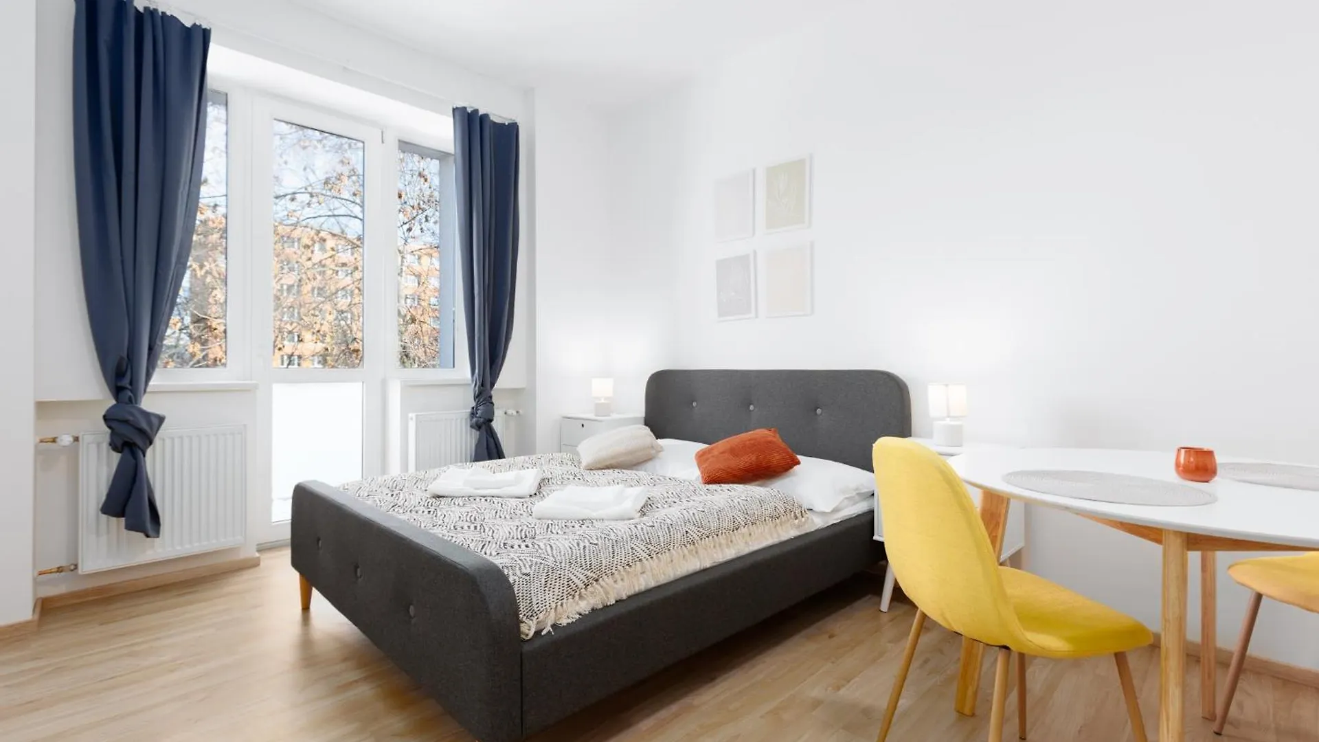 Quiet Apartment With Kitchen Near The Metro Prag Tjeckien